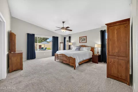 Bedroom - 4624 E Marilyn Rd, Phoenix, AZ 85032 photo 1 of 4