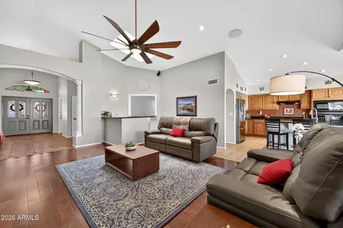 Living - 4624 E Marilyn Rd, Phoenix, AZ 85032 photo 1 of 5