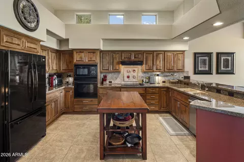 Kitchen - 19010 Eaglenest Dr E, Rio Verde, AZ 85263 photo 2 of 4