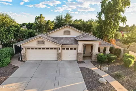 Exterior - 5633 E Grove Cir, Mesa, AZ 85206 photo 11 of 14