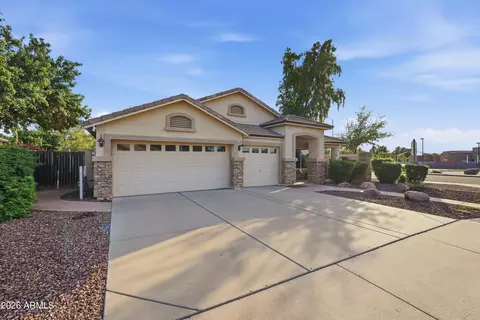 Exterior - 5633 E Grove Cir, Mesa, AZ 85206 photo 2 of 14
