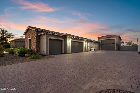 Exterior - 3084 E Fruitvale Ct, Gilbert, AZ 85297 photo 2 of 9