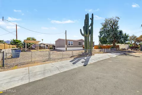 515 N Desert View Dr, Apache Junction, AZ 85120 photo 4