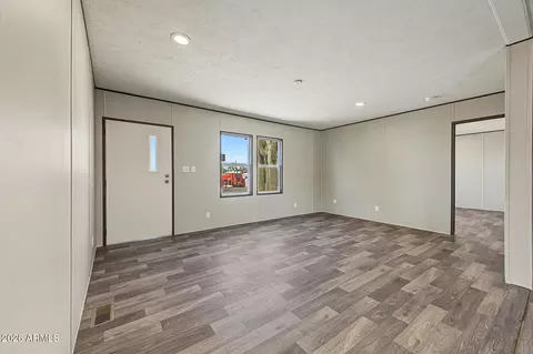 515 N Desert View Dr, Apache Junction, AZ 85120 photo 9
