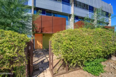 Exterior - 1145 E Whitton Ave #1008, Phoenix, AZ 85014 photo 1 of 6