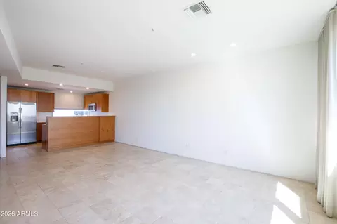 Living - 1145 E Whitton Ave #1008, Phoenix, AZ 85014 photo 2 of 3