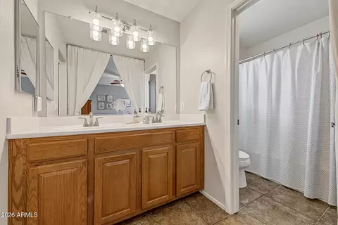 Bath - 10160 E Isleta Ave, Mesa, AZ 85209 photo 2 of 3