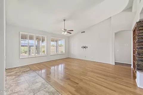 Living - 402 E Blue Eagle Ln, Phoenix, AZ 85086 photo 4 of 8