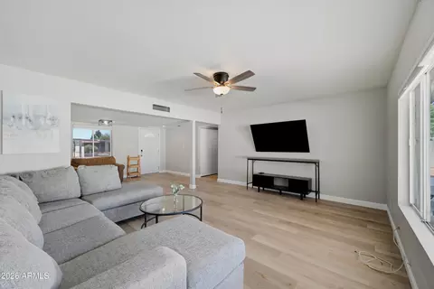 Living - 3040 E Dahlia Dr, Phoenix, AZ 85032 photo 3 of 4
