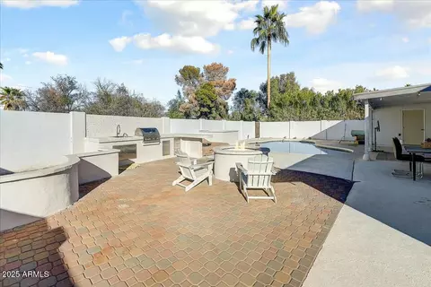 Exterior - 3040 E Dahlia Dr, Phoenix, AZ 85032 photo 3 of 4