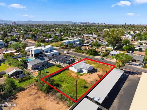 2821 N 29th Pl, Phoenix, AZ 85008