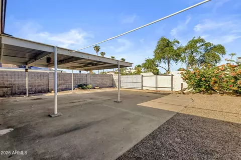Exterior - 3526 E Anderson Dr, Phoenix, AZ 85032 photo 5 of 6