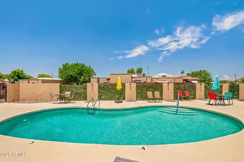 Exterior - 1040 E Pueblo Rd, Phoenix, AZ 85020 photo 10 of 11