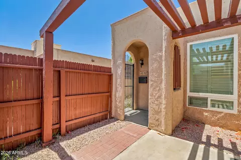 Exterior - 1040 E Pueblo Rd, Phoenix, AZ 85020 photo 8 of 11