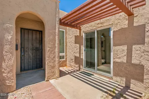 Exterior - 1040 E Pueblo Rd, Phoenix, AZ 85020 photo 5 of 11