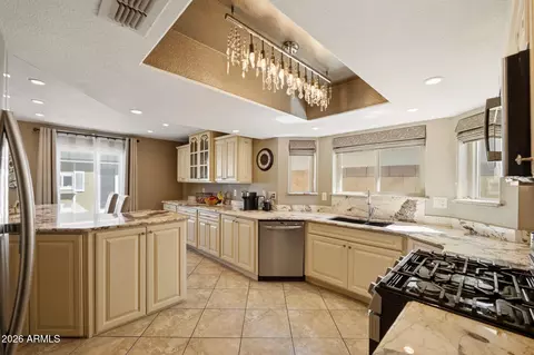 Kitchen - 1218 E Villa Rita Dr, Phoenix, AZ 85022 photo 1 of 7