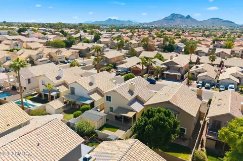 View/Area - 1218 E Villa Rita Dr, Phoenix, AZ 85022 photo 5 of 6