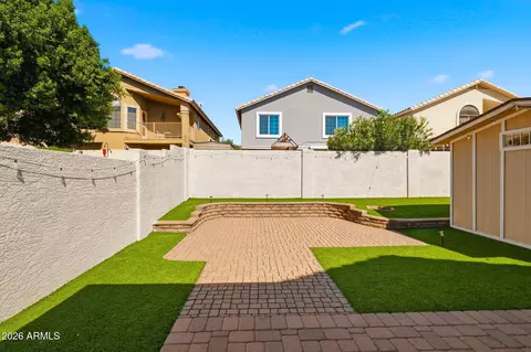 Exterior - 1218 E Villa Rita Dr, Phoenix, AZ 85022 photo 5 of 8
