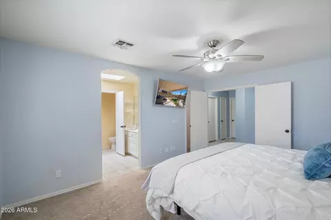 Bedroom - 2823 E Blackhawk Dr, Phoenix, AZ 85050 photo 2 of 3