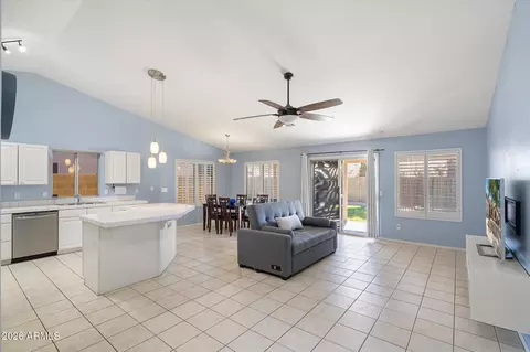 Living - 2823 E Blackhawk Dr, Phoenix, AZ 85050 photo 1 of 2