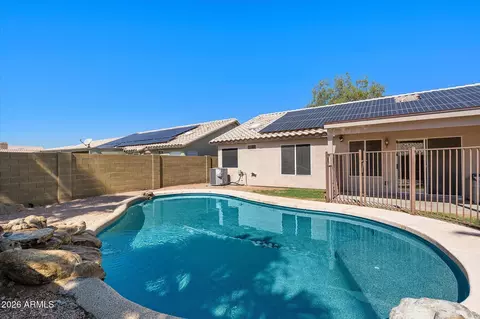 Exterior - 2823 E Blackhawk Dr, Phoenix, AZ 85050 photo 1 of 4