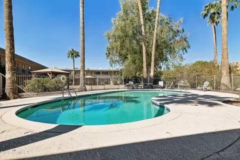 Exterior - 1111 E Turney Ave #5, Phoenix, AZ 85014 photo 3 of 6