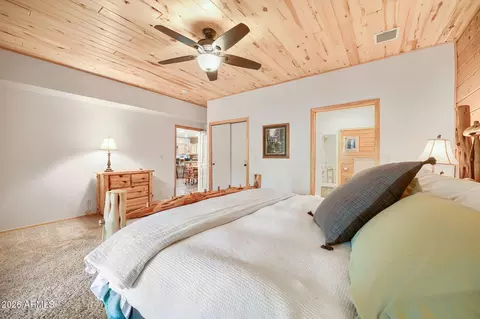 Bedroom - 2790 Pine Rim Rd, Overgaard, AZ 85933 photo 1 of 13