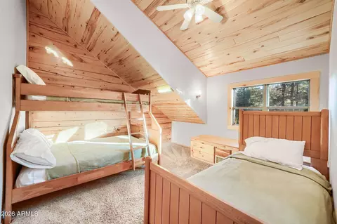 Bedroom - 2790 Pine Rim Rd, Overgaard, AZ 85933 photo 13 of 13