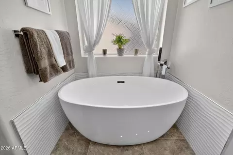 Bath - 152 S Abalone Dr, Gilbert, AZ 85233 photo 4 of 5