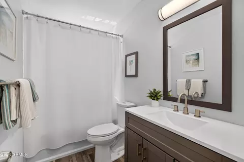 Bath - 152 S Abalone Dr, Gilbert, AZ 85233 photo 5 of 5
