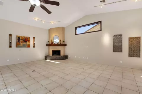 Living - 1837 E Marilyn Rd, Phoenix, AZ 85022 photo 6 of 8