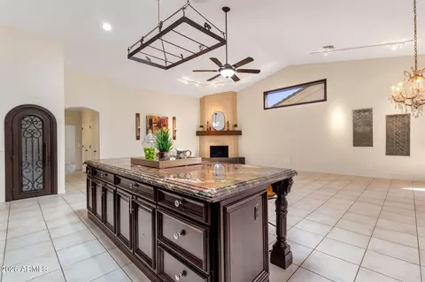 Kitchen - 1837 E Marilyn Rd, Phoenix, AZ 85022 photo 4 of 6