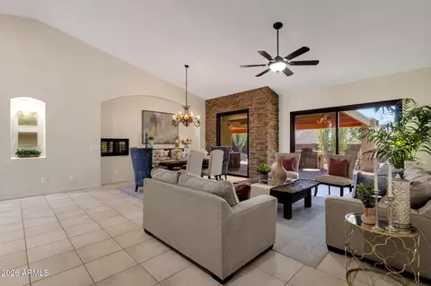Living - 1837 E Marilyn Rd, Phoenix, AZ 85022 photo 2 of 8
