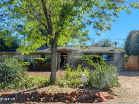 250 View Dr, Sedona, AZ 86336