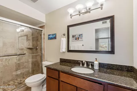 Bath - 4602 E Grandview Rd, Phoenix, AZ 85032 photo 3 of 4