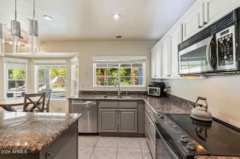 Kitchen - 4602 E Grandview Rd, Phoenix, AZ 85032 photo 2 of 6