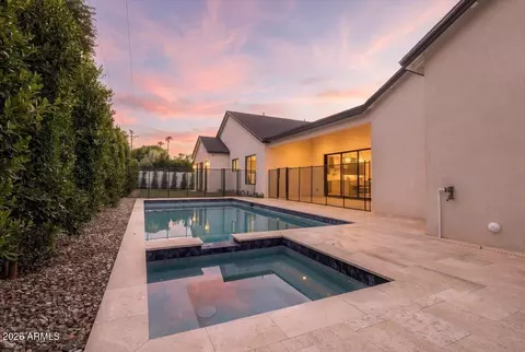 Exterior - 4510 E Calle Tuberia --, Phoenix, AZ 85018 photo 6 of 8