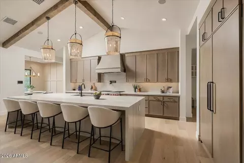 Kitchen - 4510 E Calle Tuberia --, Phoenix, AZ 85018 photo 1 of 5