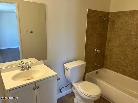 Bath - 1746 W Thomas Rd, Phoenix, AZ 85015 photo 1 of 4