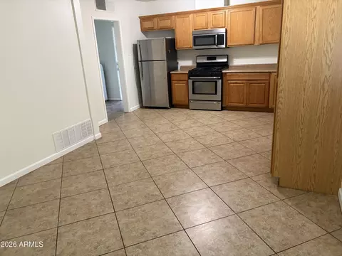 Kitchen - 1746 W Thomas Rd, Phoenix, AZ 85015 photo 1 of 3