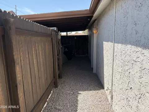 Exterior - 1746 W Thomas Rd, Phoenix, AZ 85015 photo 10 of 12