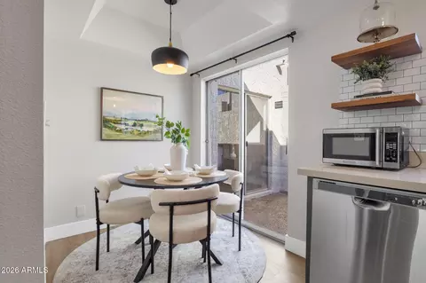Dining - 822 E Fern Dr S, Phoenix, AZ 85014 photo 1 of 1