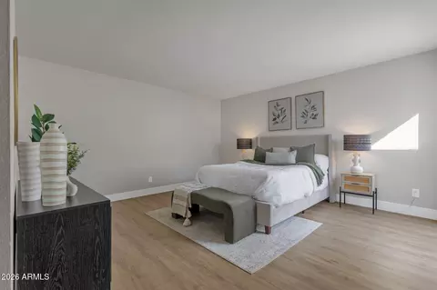 Bedroom - 822 E Fern Dr S, Phoenix, AZ 85014 photo 1 of 3