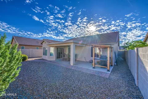 Exterior - 1575 S Apache Dr, Apache Junction, AZ 85120 photo 6 of 10