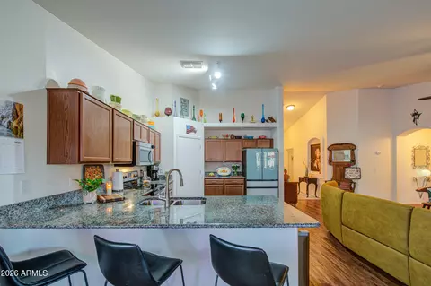 Kitchen - 1575 S Apache Dr, Apache Junction, AZ 85120 photo 5 of 7