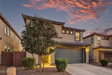8835 W Fleetwood Ln, Glendale, AZ 85305