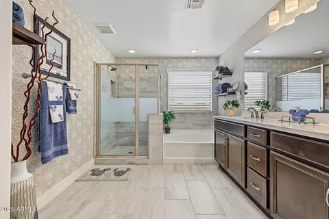 Bath - 8313 E Impala Ave, Mesa, AZ 85209 photo 2 of 5