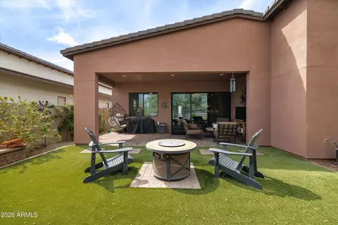 Exterior - 930 E Paseo Way, Phoenix, AZ 85042 photo 4 of 6