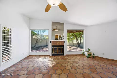 Living - 4237 E Sandia St, Phoenix, AZ 85044 photo 3 of 4