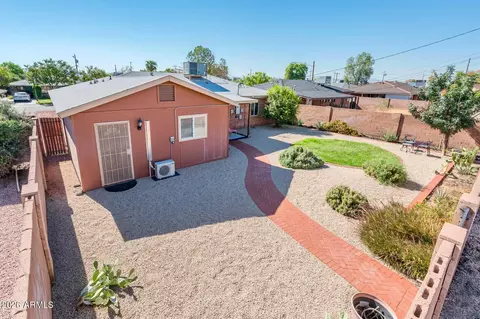 Exterior - 2344 W Mitchell Dr, Phoenix, AZ 85015 photo 3 of 6